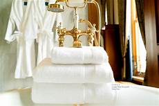 Hotel Wellsoft Bathrobe